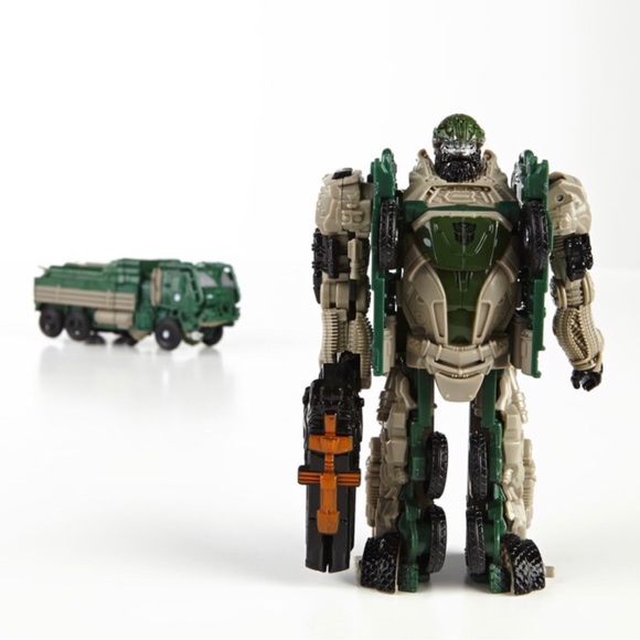 Age of Extinction Autobot Transformer Hound Power attacker Mint Condition No Box - Picture 4 of 14